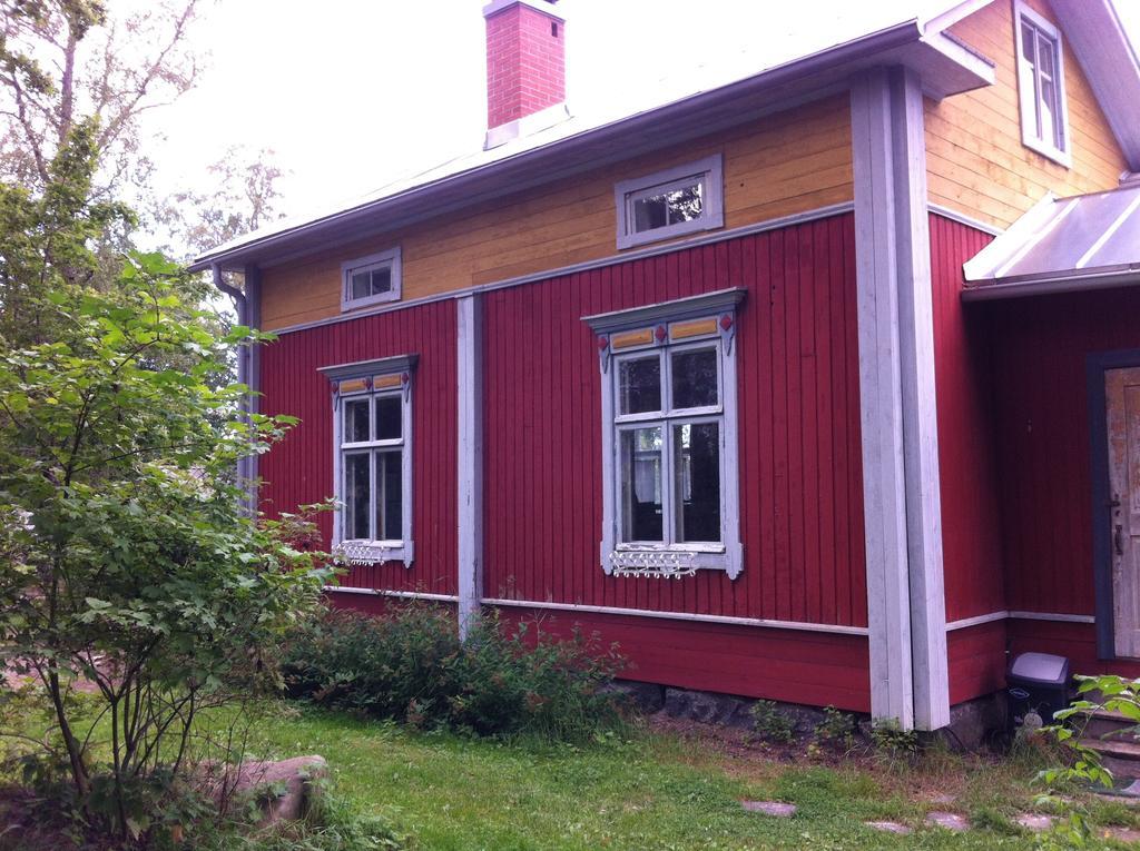Hotel Brinkin Wanha Pappila Kokkola  Habitación foto